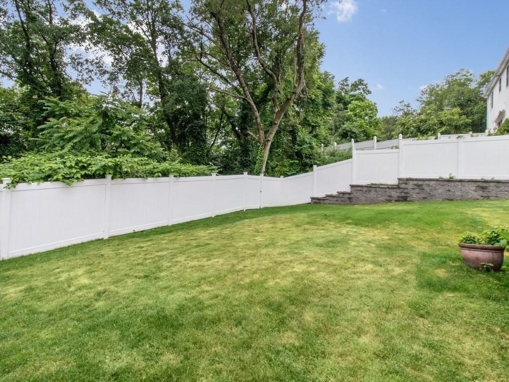 127 Westgate Road Waltham — Photo 26 of 34
