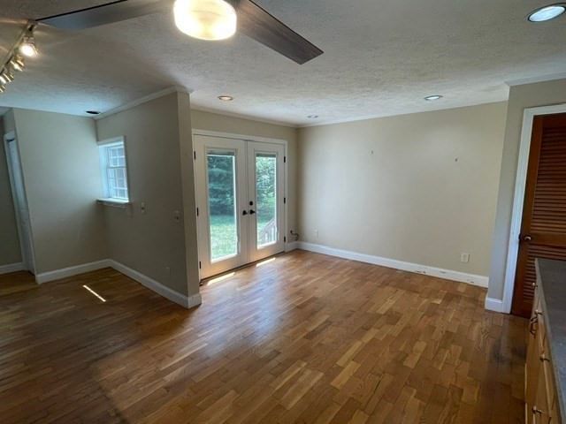 117 Hazardville Rd, Longmeadow, MA, 117 Hazardville Rd, Longmeadow, MA Photo #4