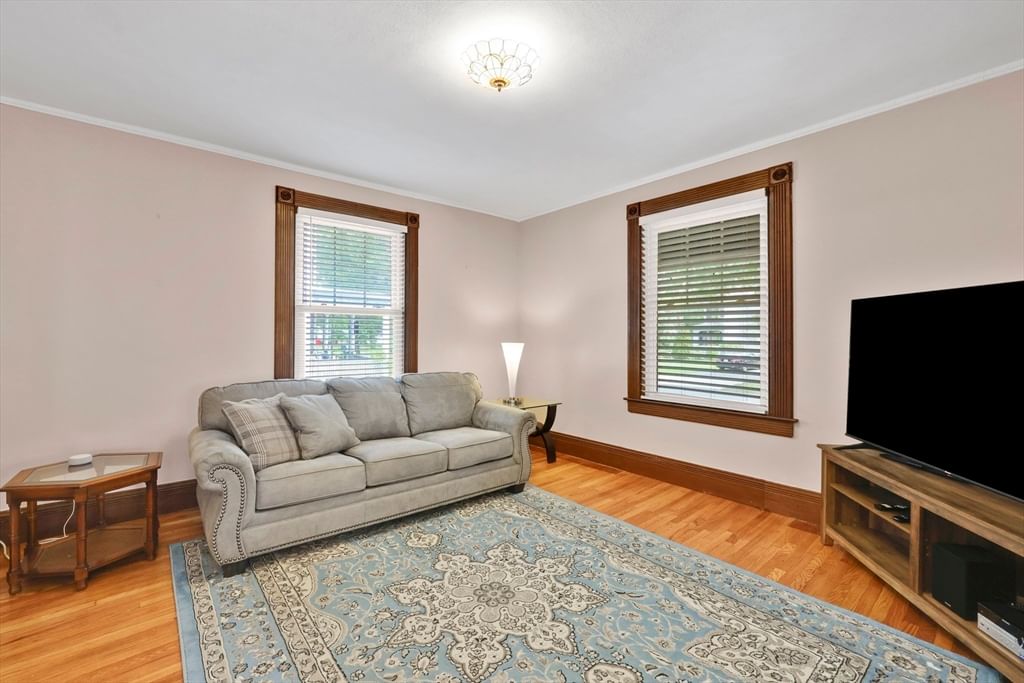 36 Spruceland Ave Springfield — Photo 14 of 42