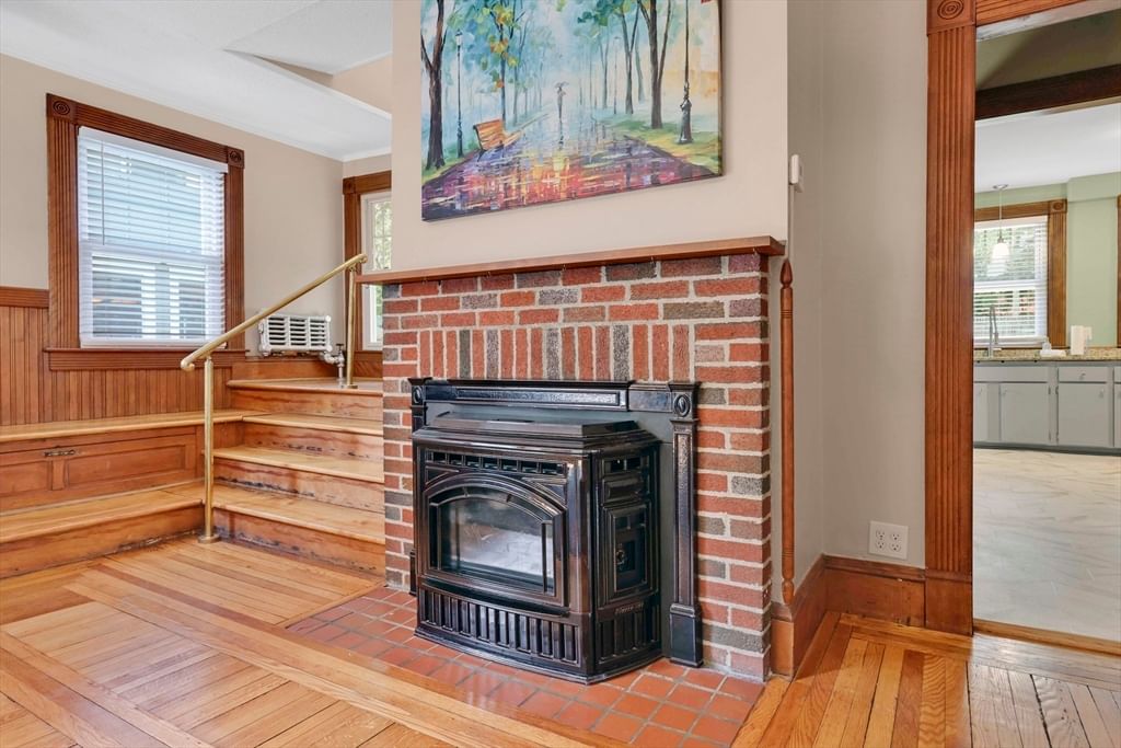 36 Spruceland Ave Springfield — Photo 3 of 42