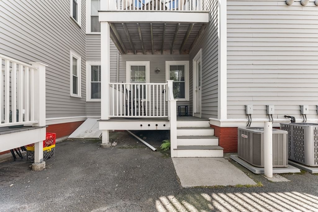 66 Essex Street #1 Salem — Photo 21 of 25