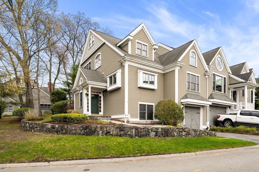 127 Johnson Woods Dr #127, Reading, MA Photo #1