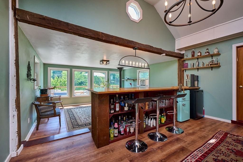 666 Montgomery Rd, Westfield, MA Photo #13