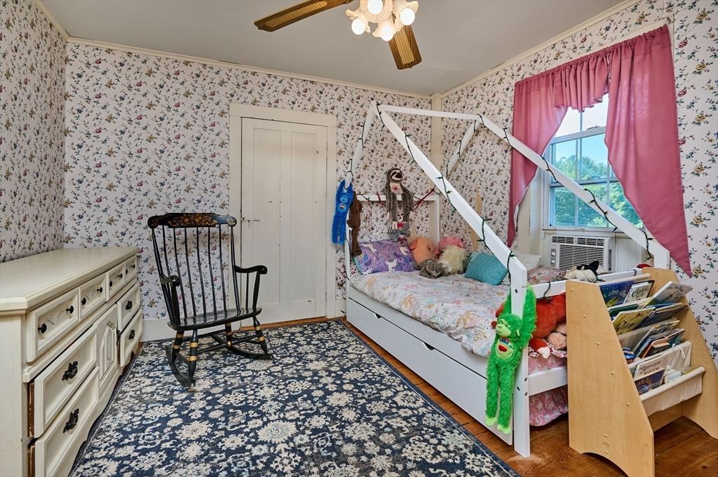 666 Montgomery Rd, Westfield, MA Photo #27