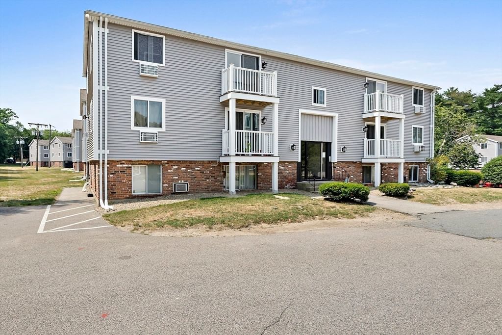 8 Royal Dane Dr #65, Marshfield, MA Photo #1