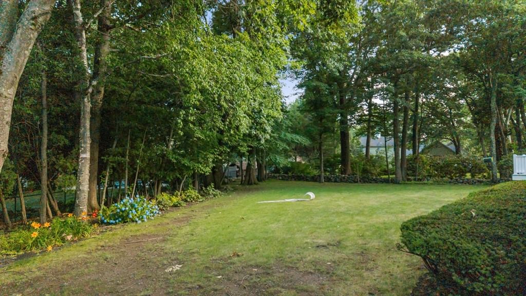 16 Dartmoor Dr Shrewsbury — Photo 34 of 42