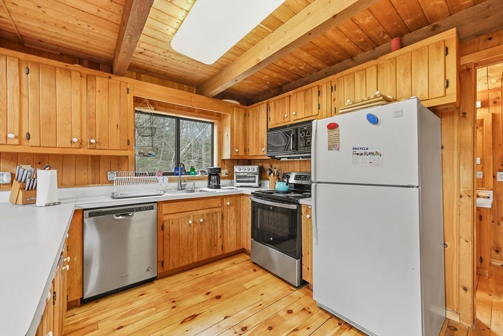 125 Town Hill Rd, Sandisfield, MA Photo #9