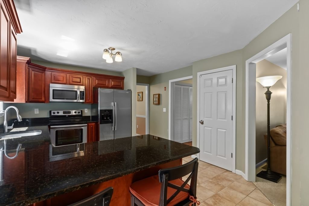 32 Hastings Dr, Northbridge, MA, 32 Hastings Dr, Northbridge, MA Photo #13