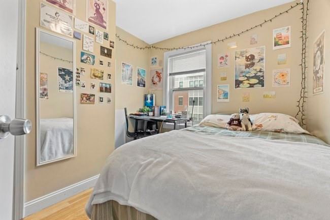 4 Burke St Boston — Photo 8 of 28