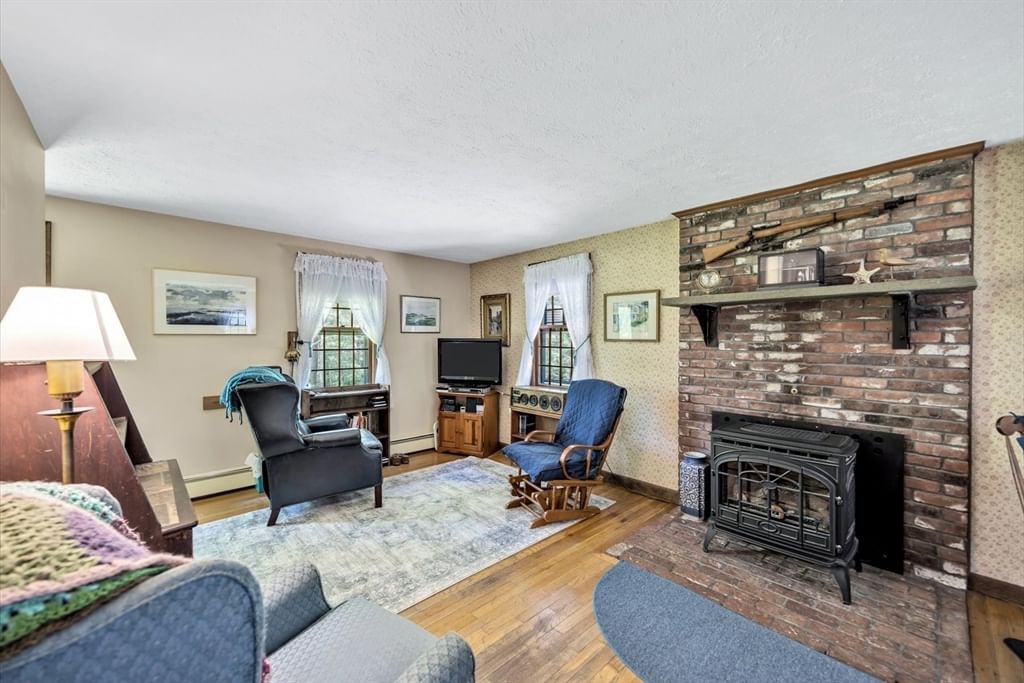 22 Whimbrel Dr Bourne — Photo 11 of 27