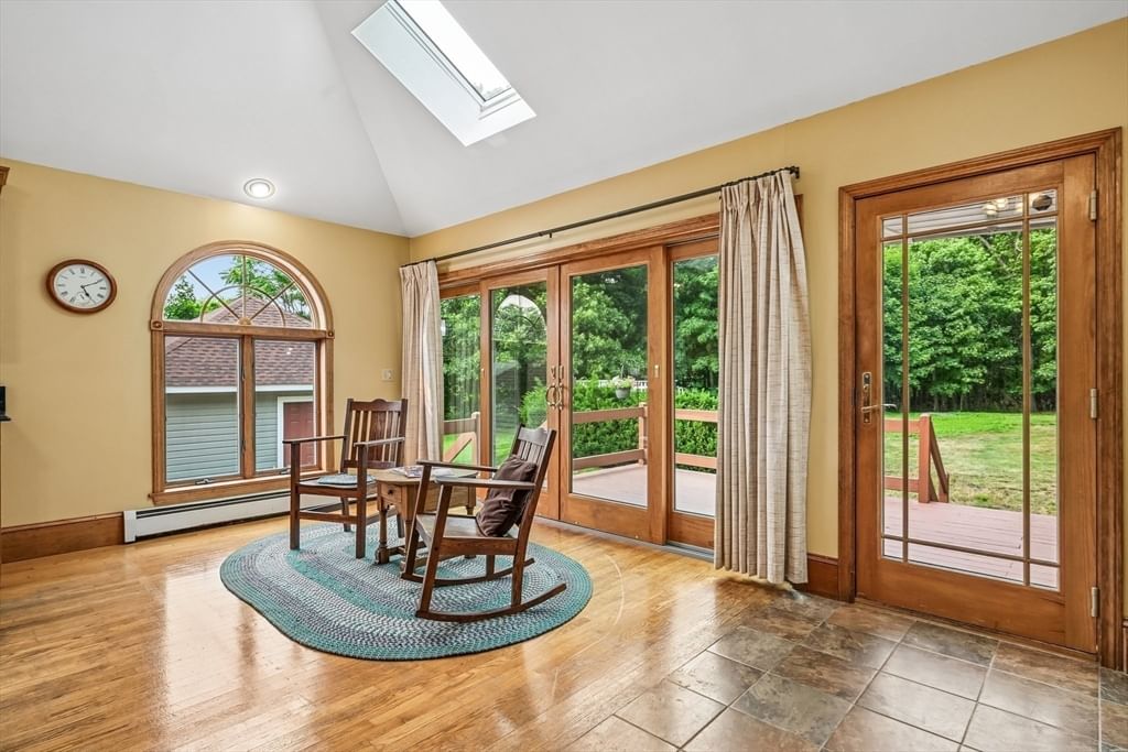 615 Mammoth Rd Dracut — Photo 10 of 40