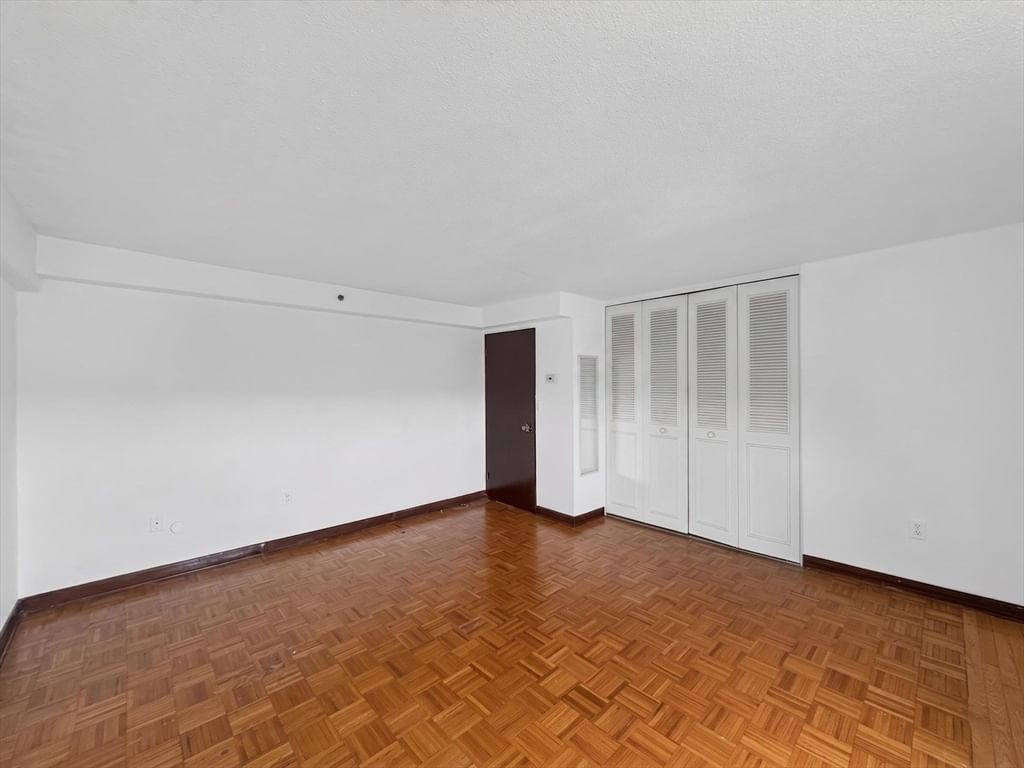 1025 Hancock St #8C Quincy — Photo 11 of 21
