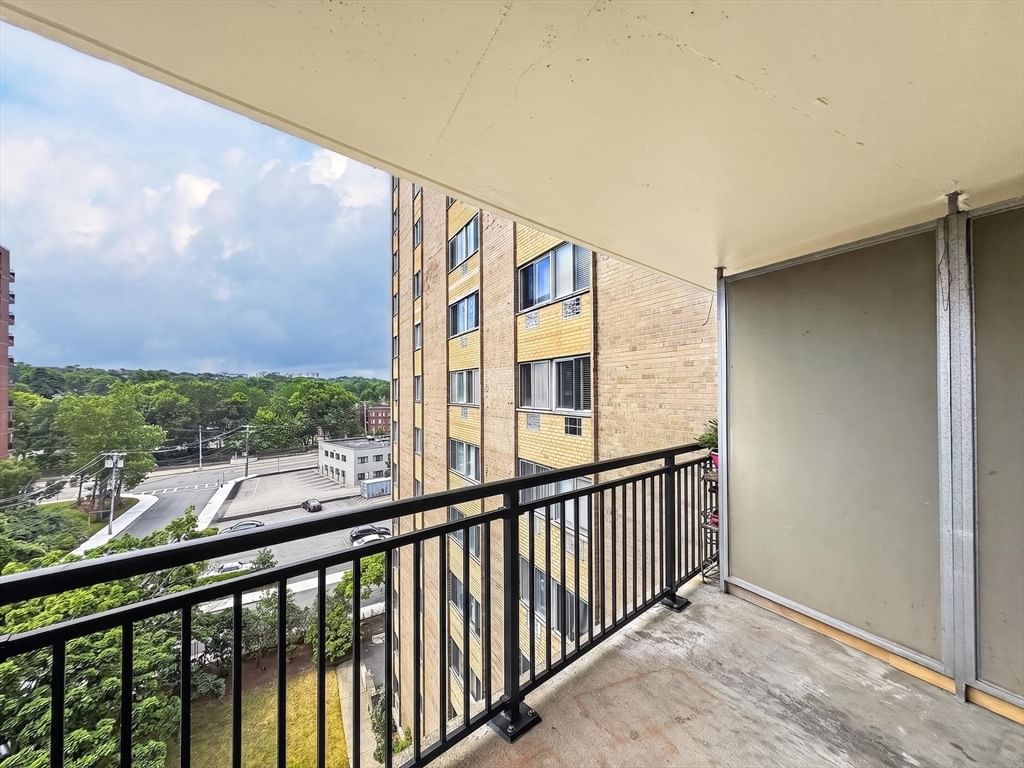 1025 Hancock St #8C Quincy — Photo 17 of 21