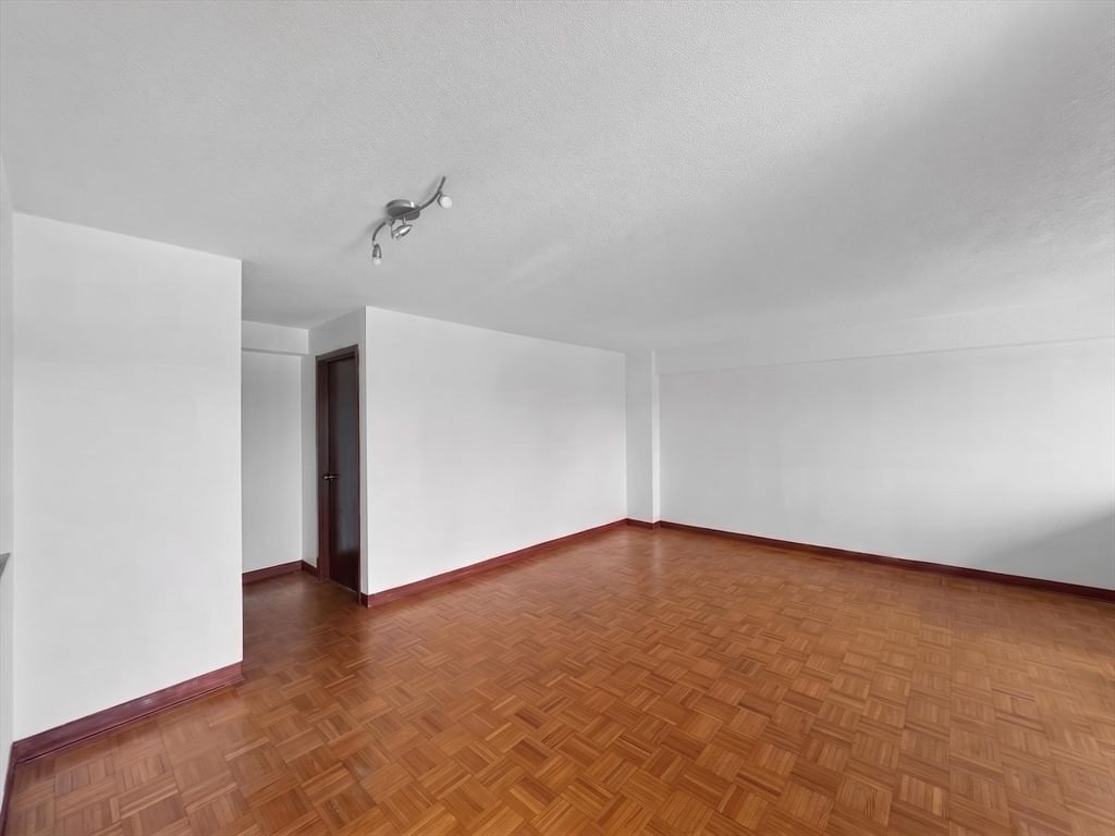 1025 Hancock St #8C Quincy — Photo 6 of 21