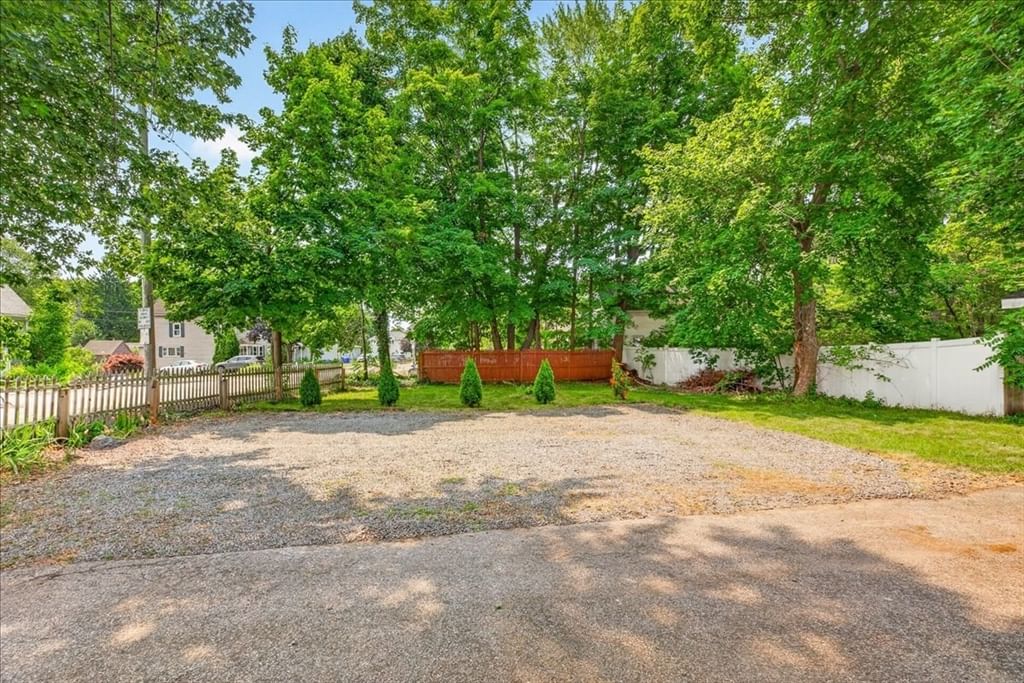 225 E Water St Rockland — Photo 39 of 42