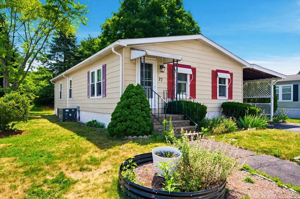 Property at 27 Castle Road #153, Attleboro, MA 02703