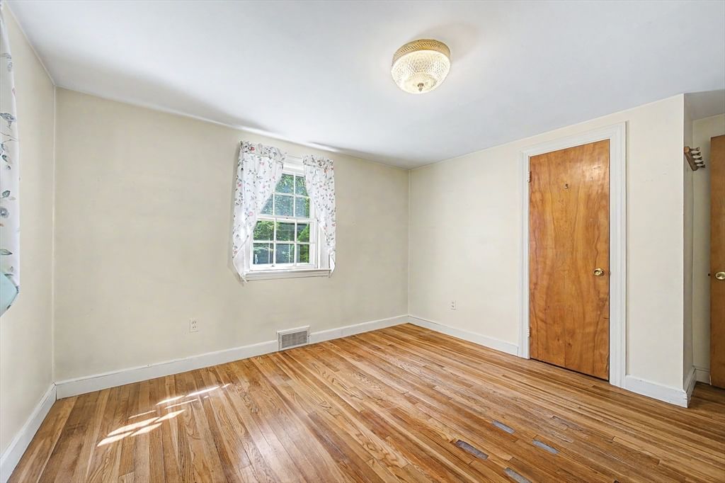 201 Stone St, Walpole, MA Photo #17