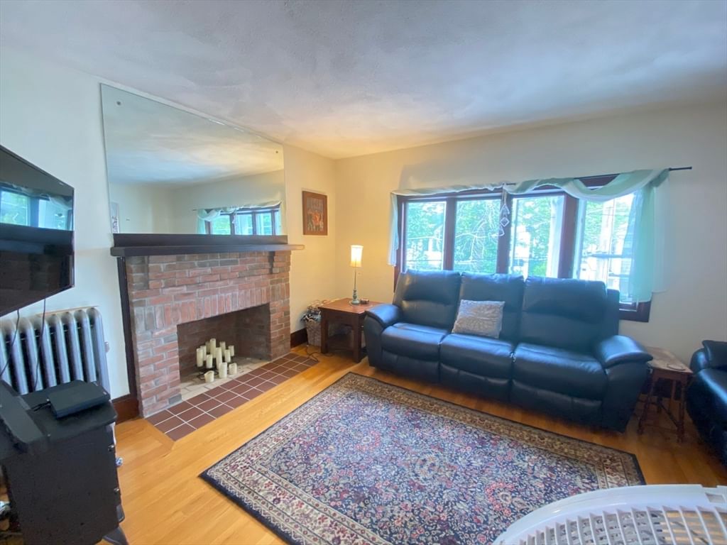 36 Walnut Street #2, Belmont, MA Photo #7