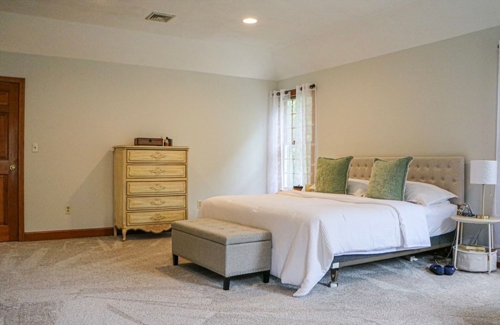 39 Spring Hill Rd, North Andover, MA 01845 photo 4