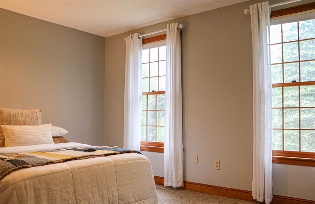 39 Spring Hill Rd North Andover — Photo 21 of 28