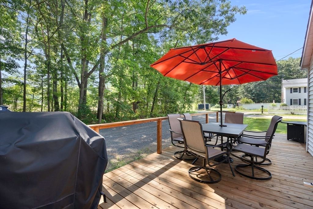 284 Buck Pond Rd Westfield — Photo 27 of 36
