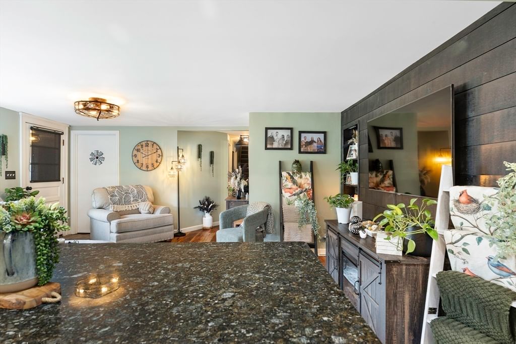284 Buck Pond Rd, Westfield, MA, 284 Buck Pond Rd, Westfield, MA Photo #6