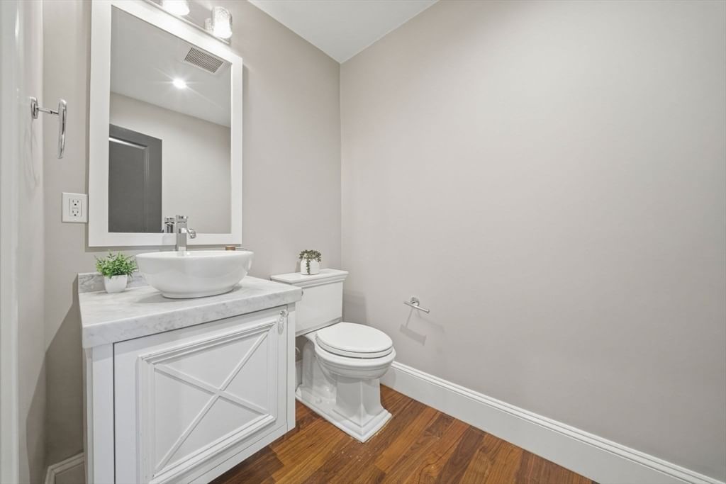 324 Tappan #PH Brookline — Photo 13 of 32