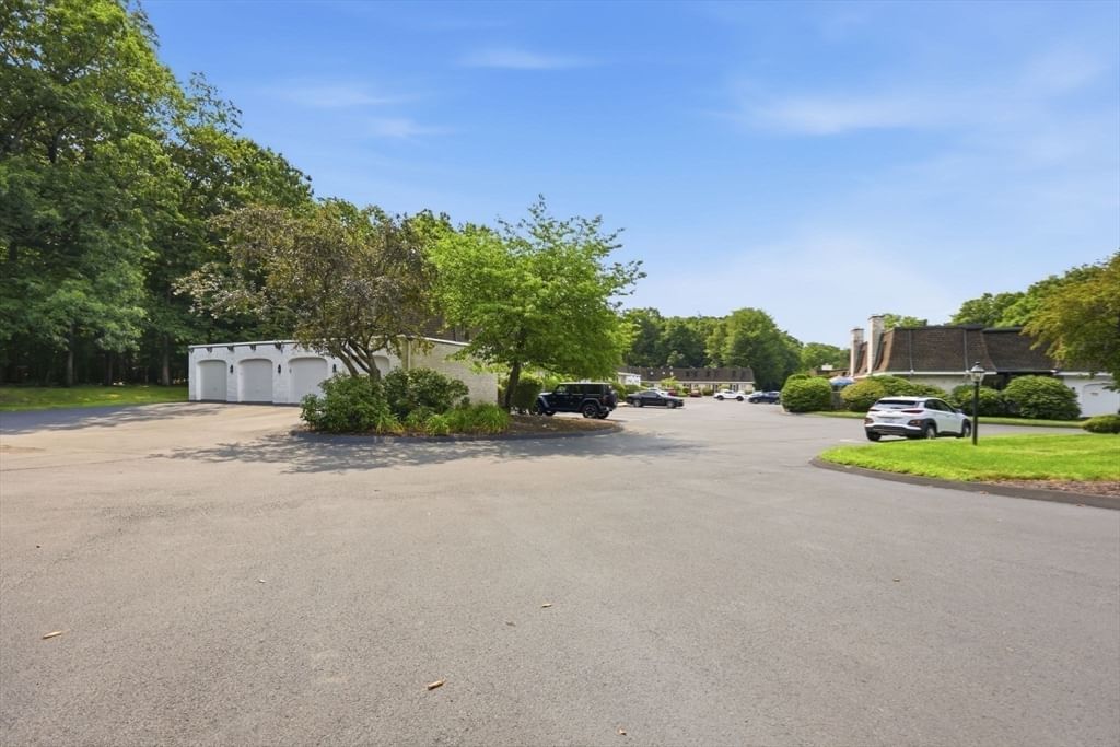 155 Porter Lake Drive #155, Springfield, MA Photo #34
