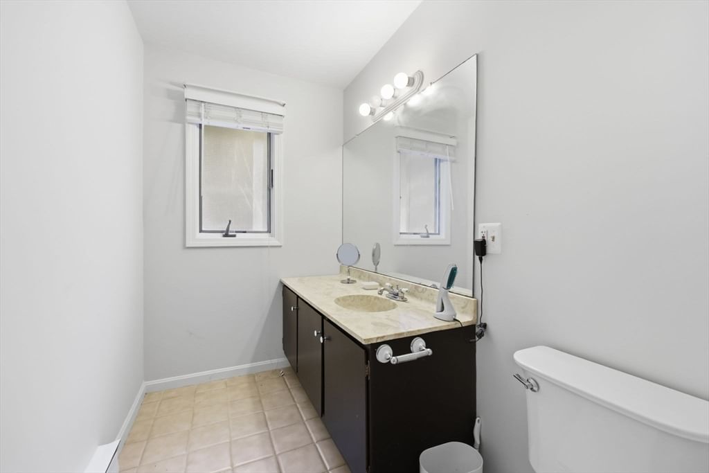 155 Porter Lake Drive #155, Springfield, MA Photo #8
