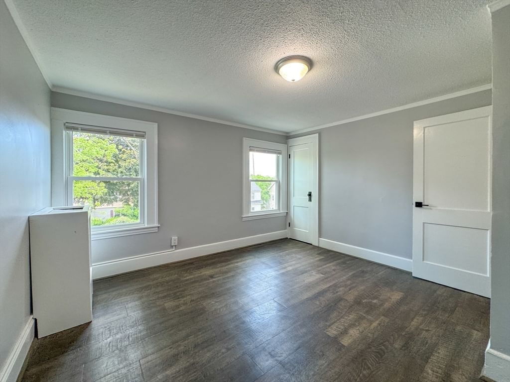 185 Leyfred Ter Springfield — Photo 18 of 35