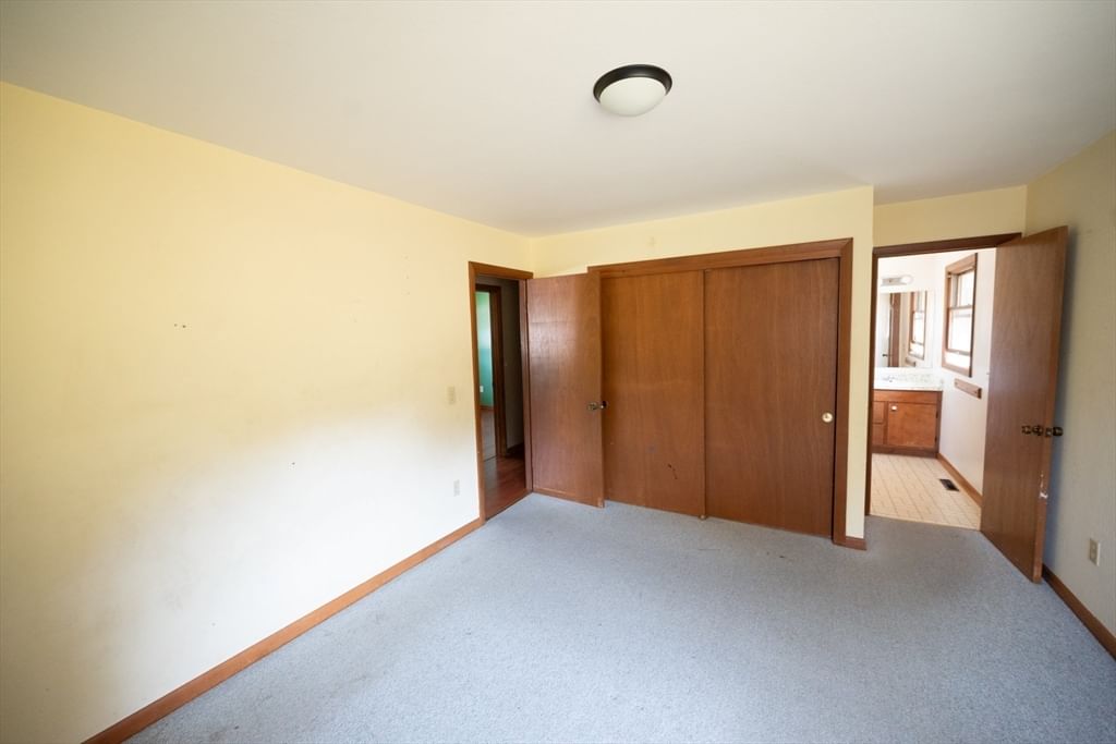 13 Church St, Erving, MA 01344 photo 3