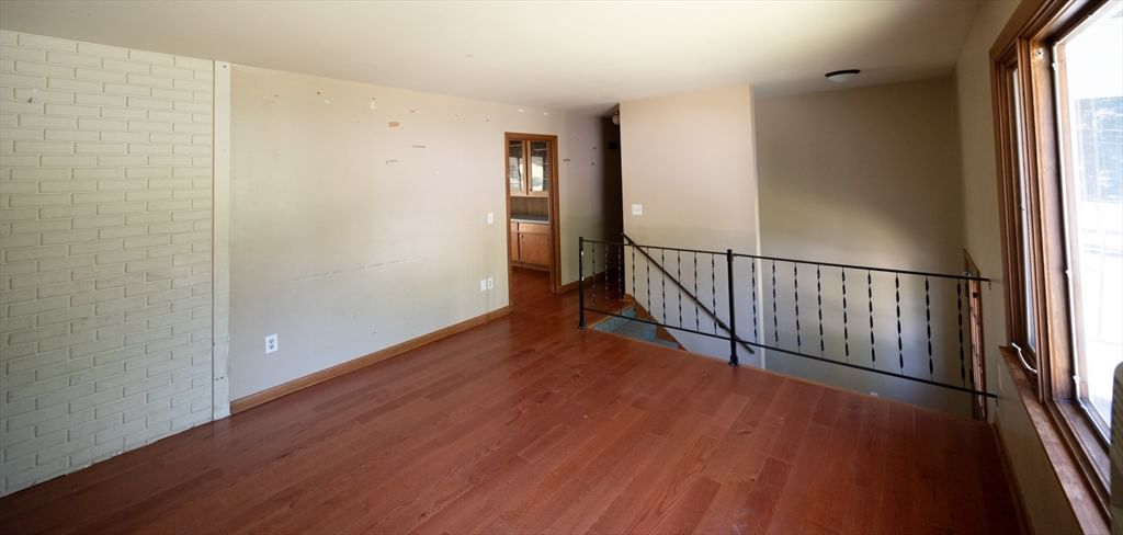 13 Church St, Erving, MA 01344 photo 5