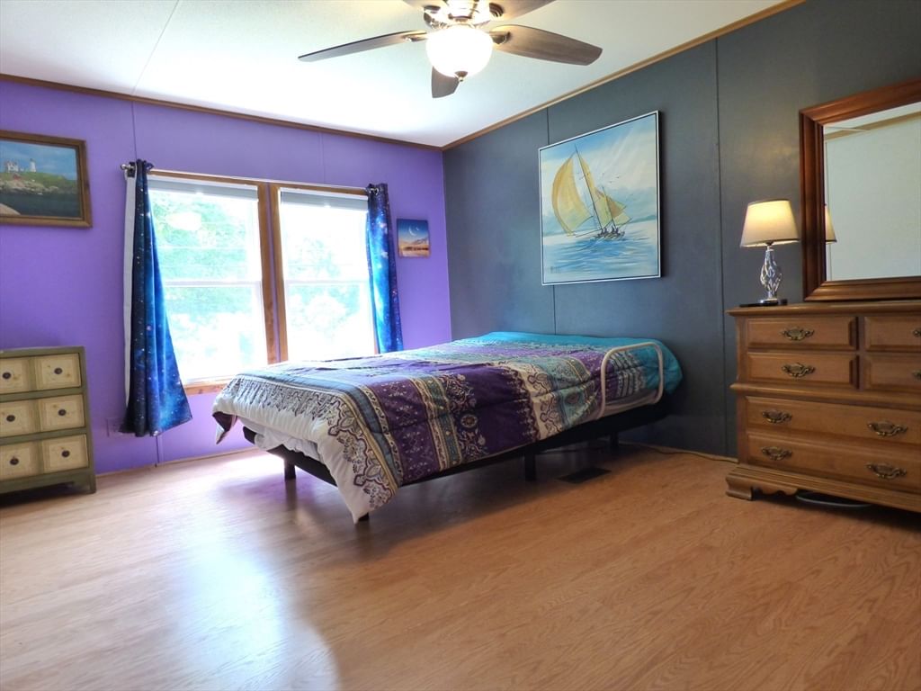 2 Deerwood Lane, Wales, MA 01081 photo 4