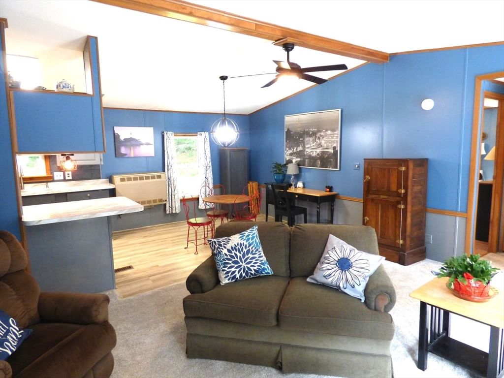 2 Deerwood Lane, Wales, MA 01081 photo 3