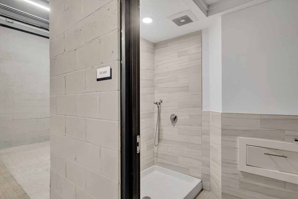 50 Hichborn St #308 Boston — Photo 27 of 31