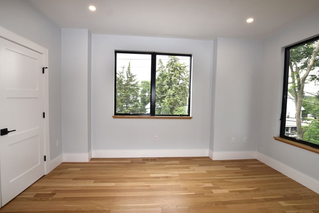 316 School St #1 Waltham — Photo 23 of 35