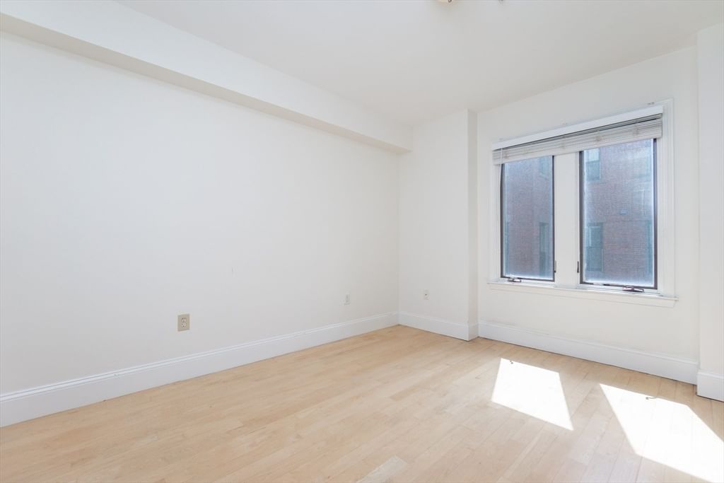 45 W Broadway #208 Boston — Photo 15 of 24