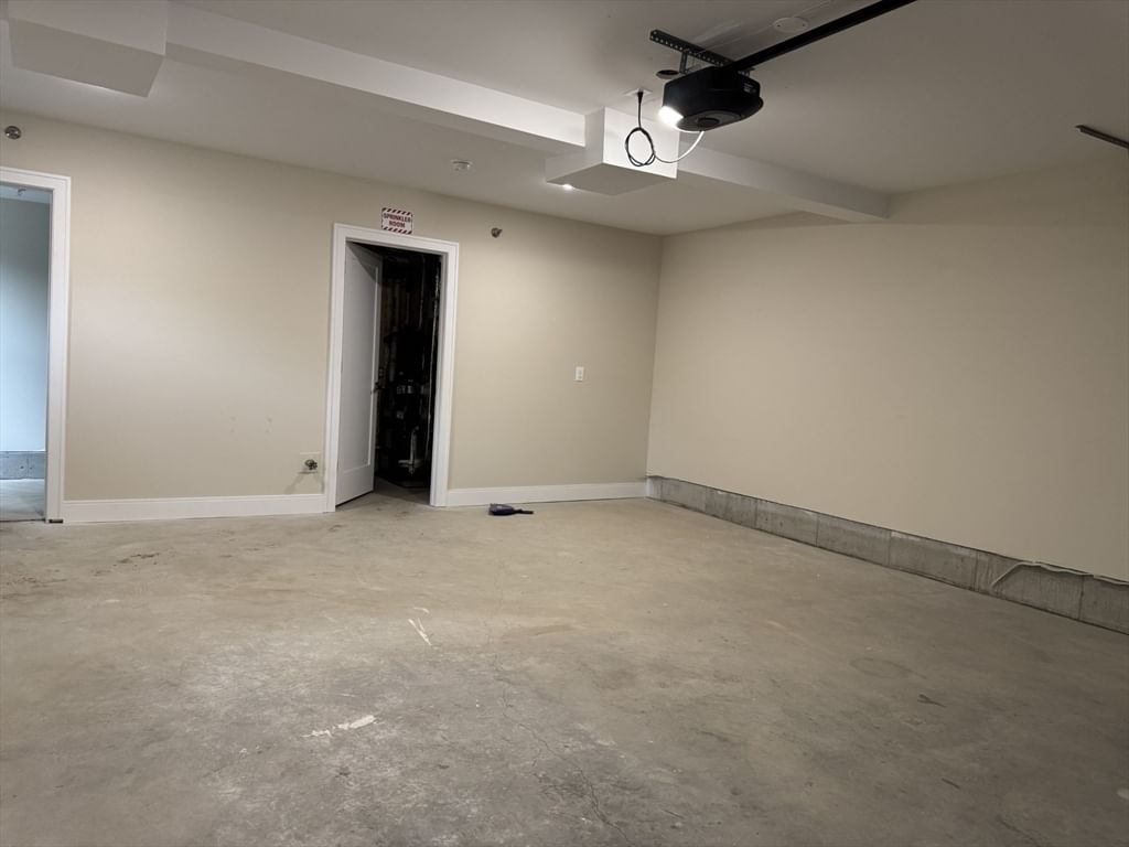 562 Gorham Street #02 Lowell — Photo 19 of 30