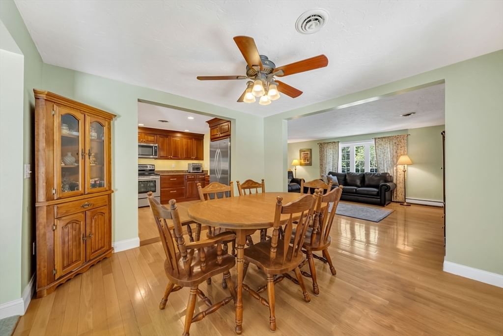 34 Judith Cir, Dedham, MA Photo #20