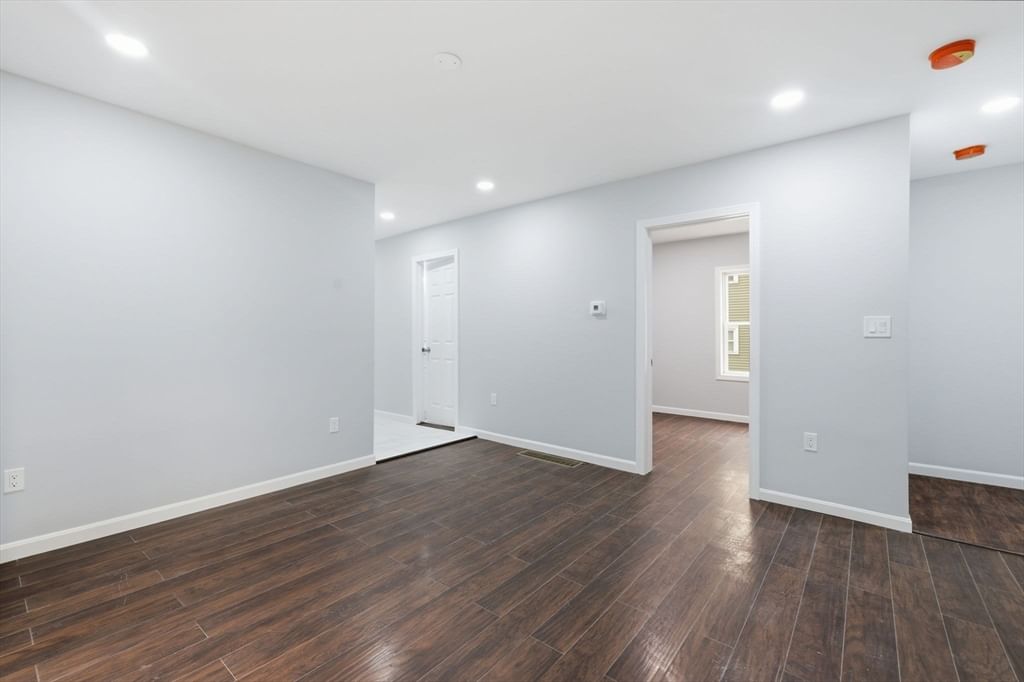 14 Cutler St Worcester — Photo 10 of 30