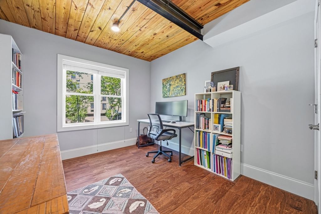 192 Raymond St #4 Cambridge — Photo 17 of 34