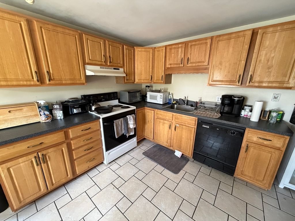 191 Orne Street, North Attleboro, MA Photo #8