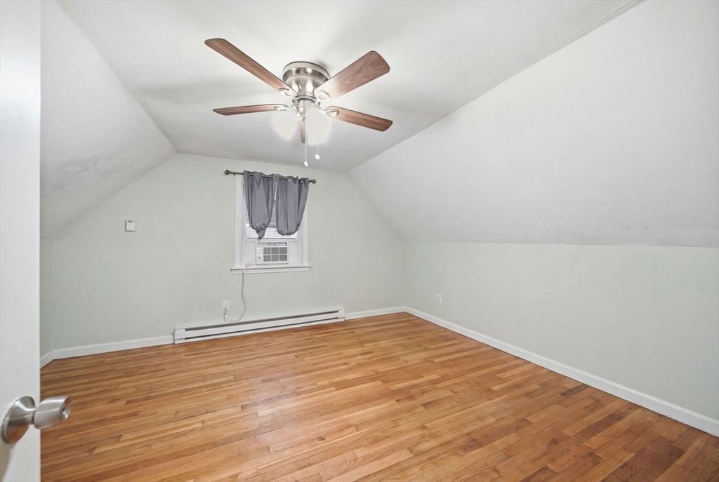 1582 Varnum Ave Lowell — Photo 20 of 42