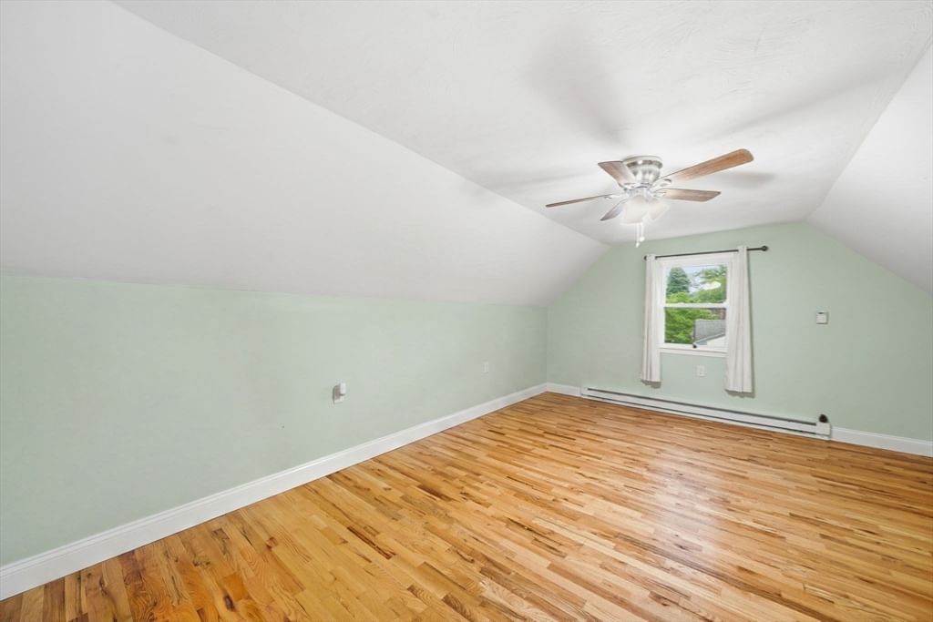 1582 Varnum Ave Lowell — Photo 23 of 42