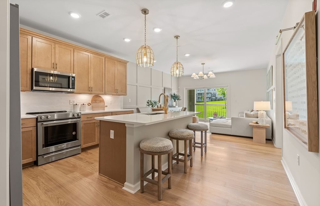 399 Neponset ST #204, Canton, MA, 399 Neponset ST #204, Canton, MA Photo #6
