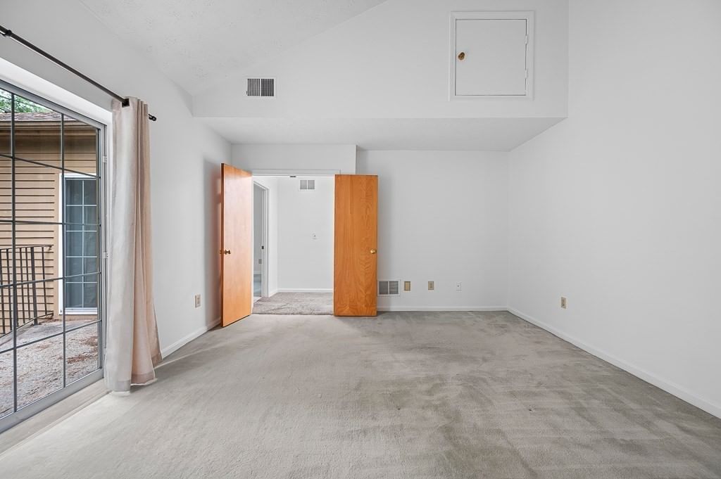 54 Voyagers Ln #54, Ashland, MA Photo #13