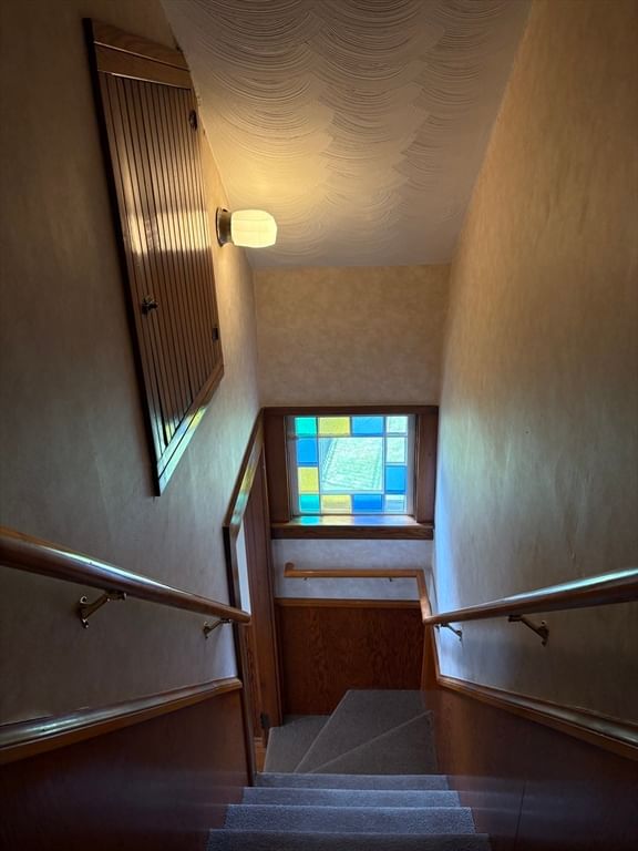 202 Lincoln ST, Seekonk, MA Photo #29