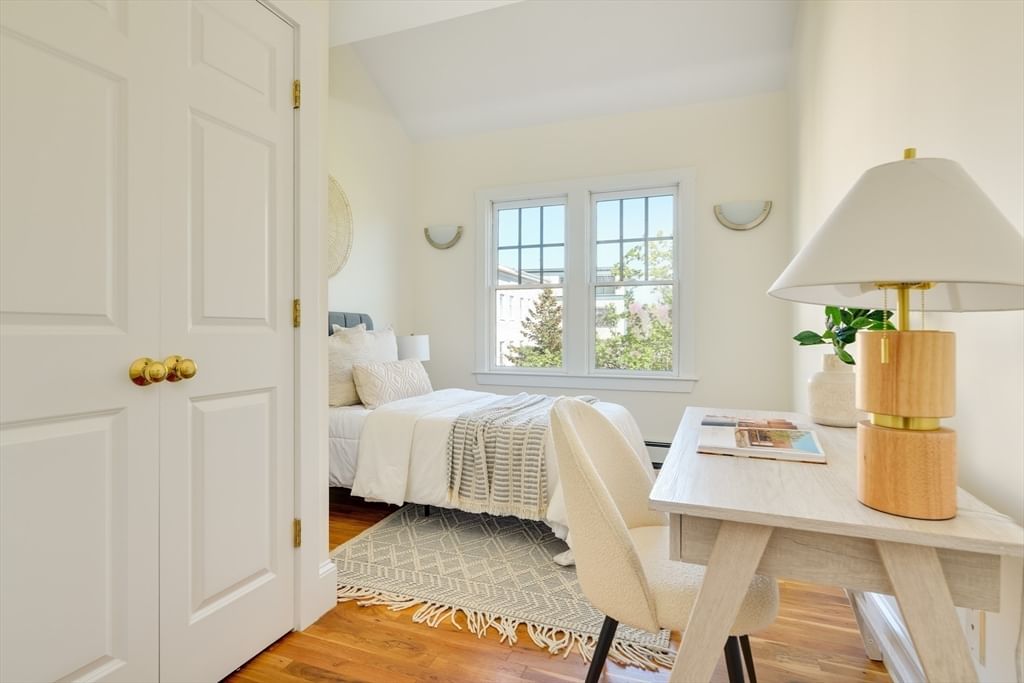 411 Norfolk Street #2-A Somerville — Photo 10 of 20