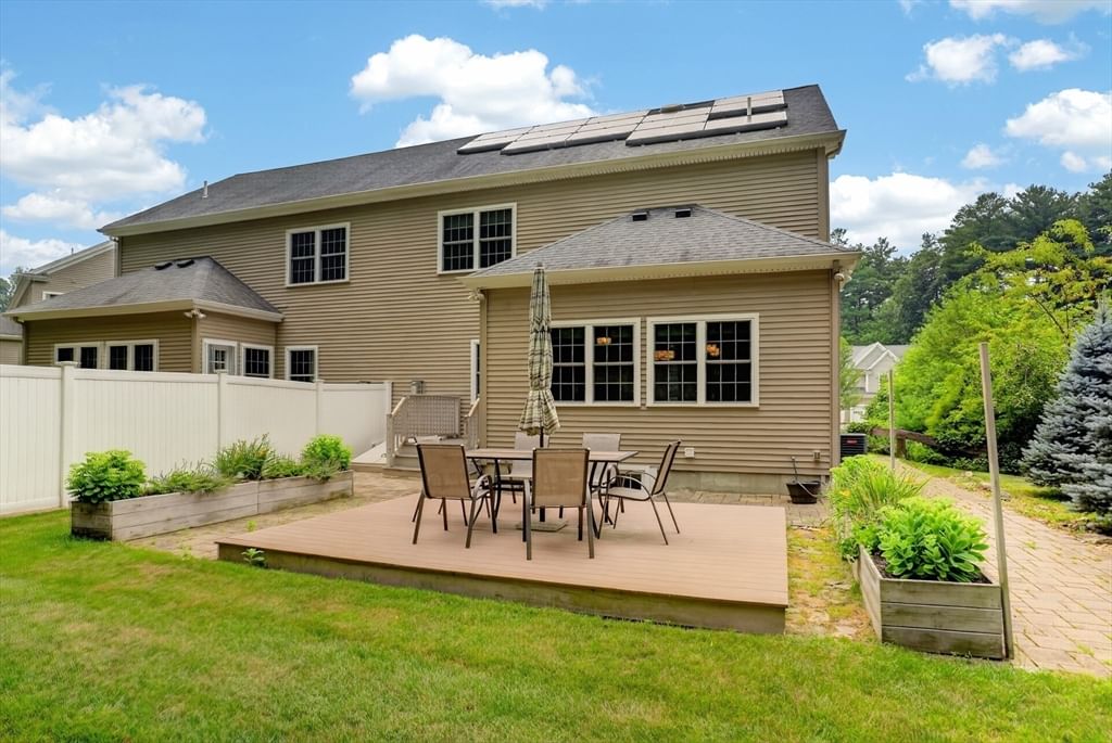 7 Cyrus Way, Northborough, MA Photo #24