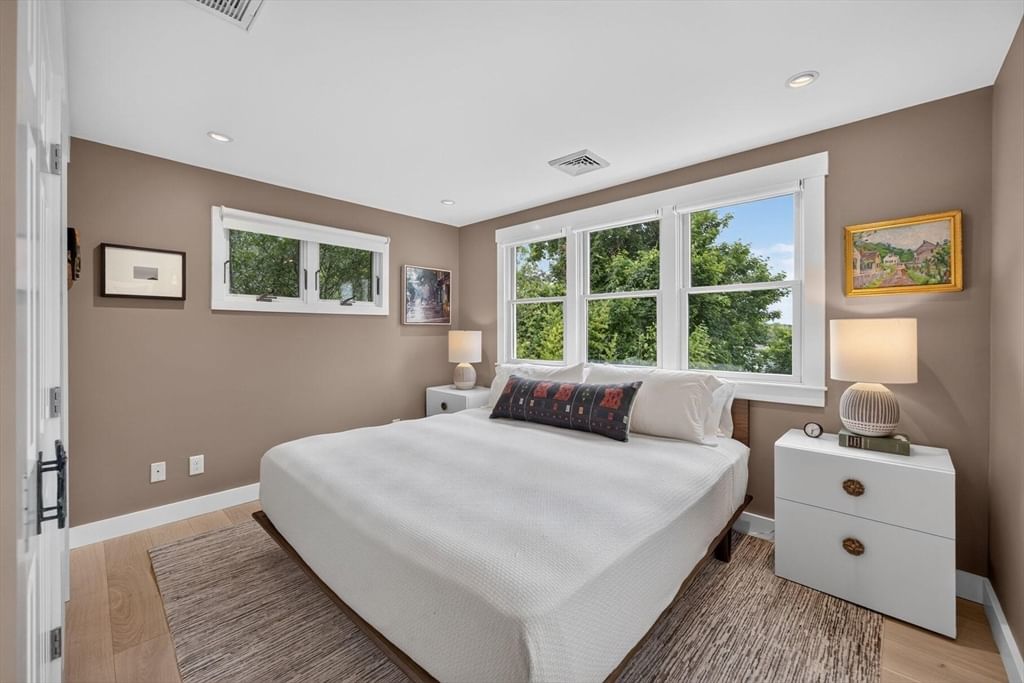 17 Carnes Lane #Unit 2 Provincetown — Photo 11 of 27